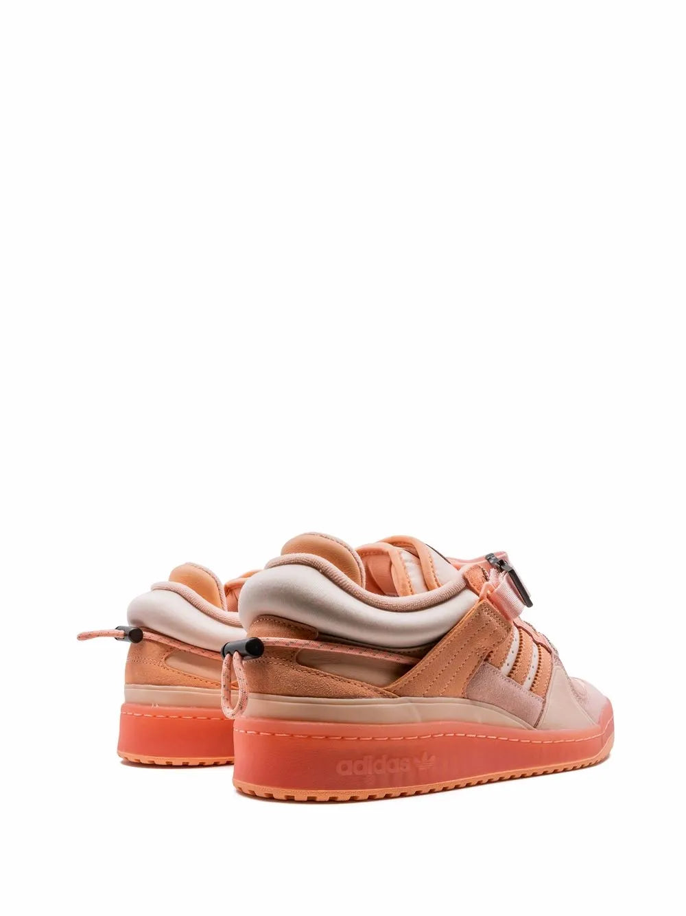 X Bad Bunny Forum Buckle Low